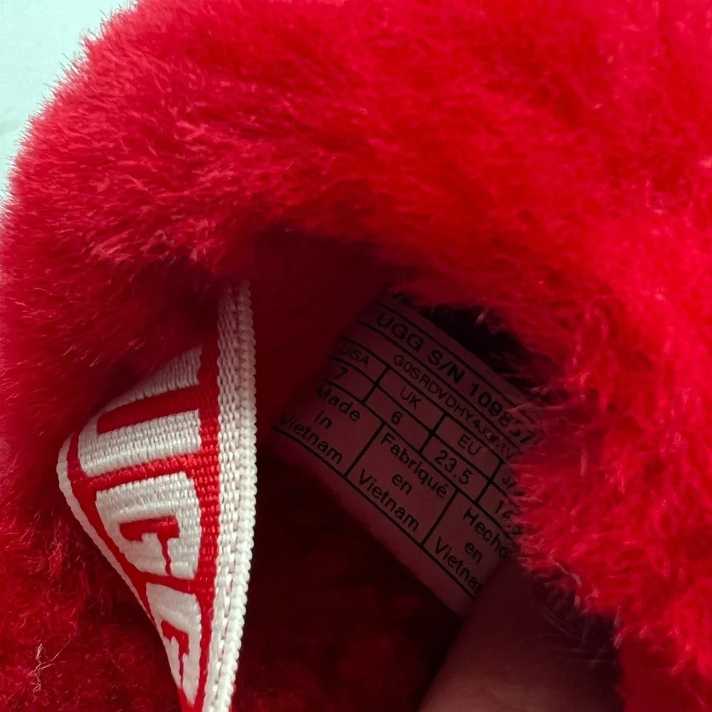 UGG Fluff Yeah Kids Red Sheepskin Slingback Slipper Slides 109857T‎ Sz 7 Toddler